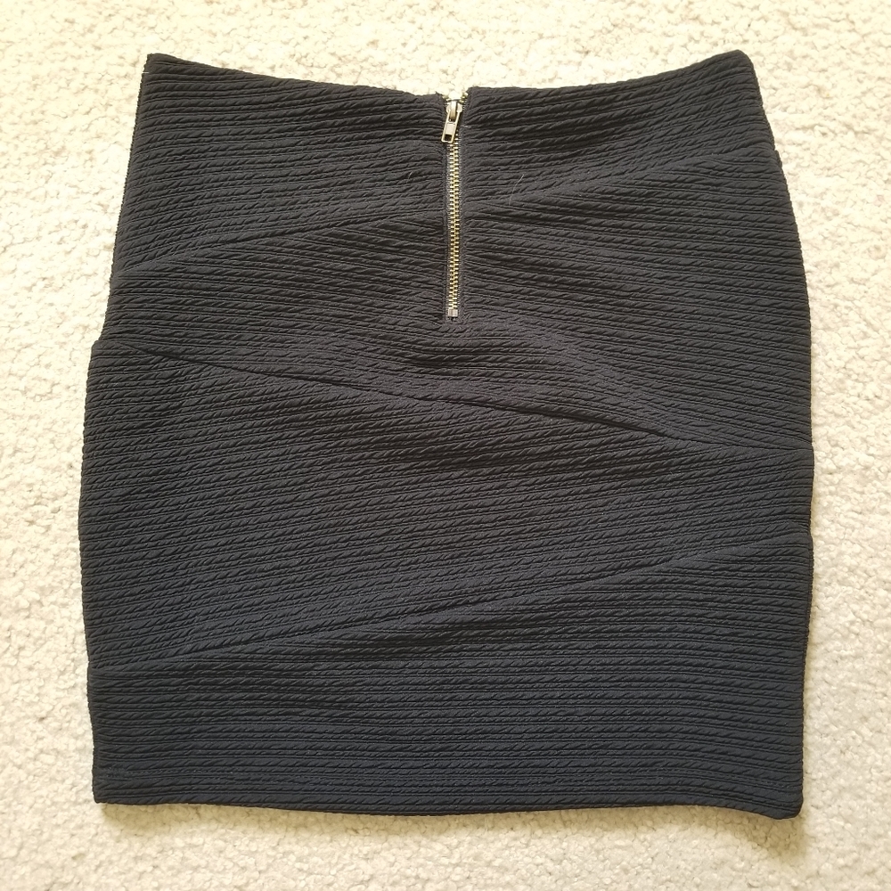 Black Asymmetrical Rib Miniskirt - Picture 2 of 5